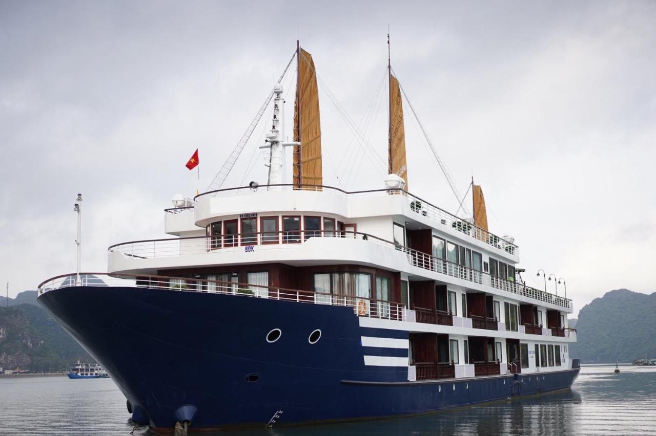 ホテル Erina Cruise By Hag ハロン エクステリア 写真